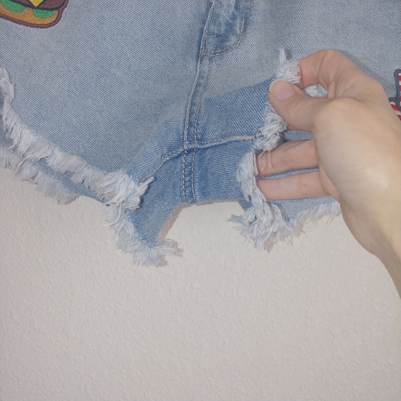 Mossimo high rise shorts hamburger peace patches - Picture 2 of 8